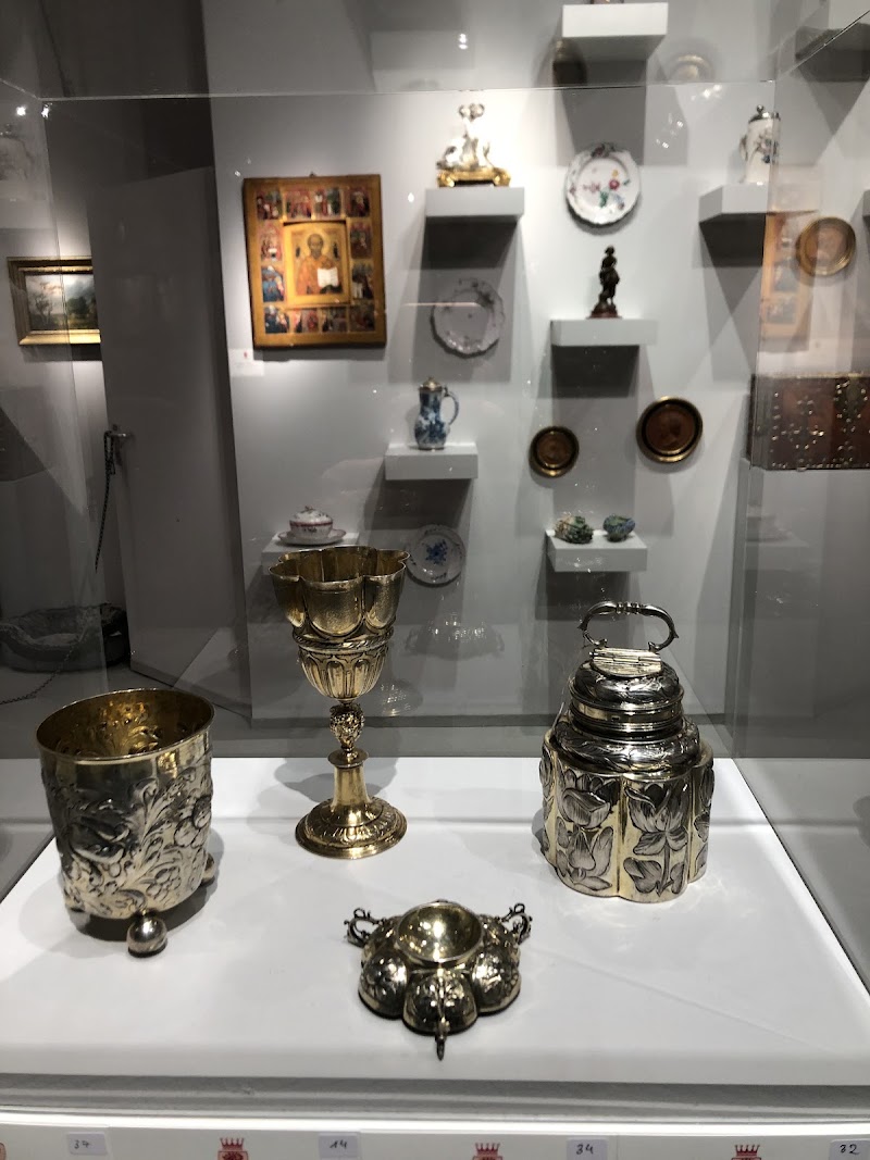 Schmuck & Antiquitäten Inh. Markus Weller Kunsthandel