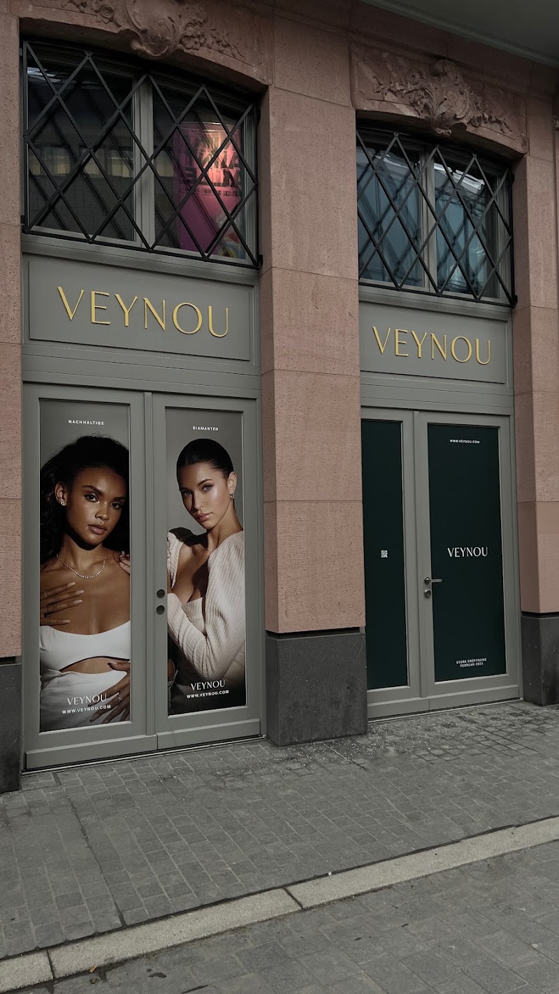 VEYNOU | Diamantschmuck & Verlobungsringe mit Lab Grown Diamanten