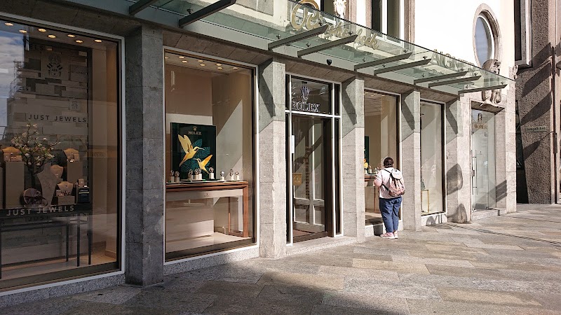 ICONIC WATCHES Boutique Köln | Juwelier Rüschenbeck